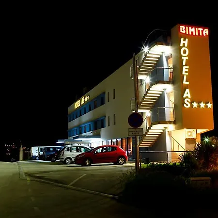 アズ ホテル 3*